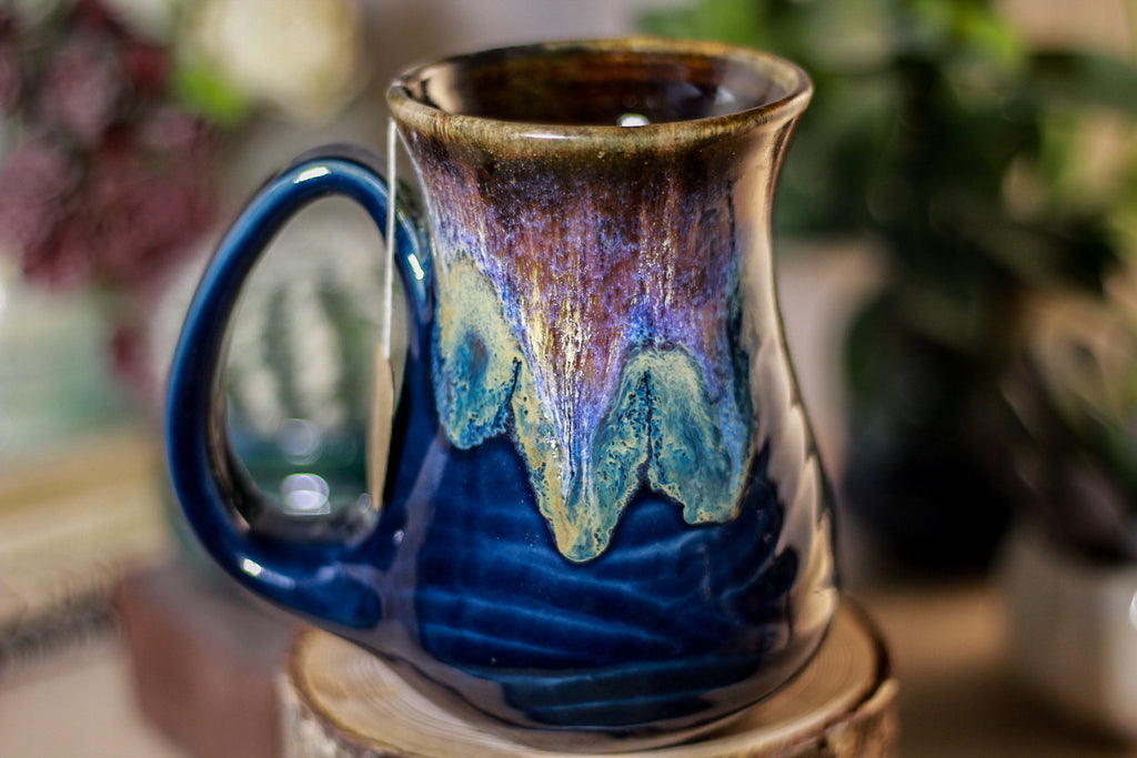08-D Electric Wave Flared Notched Mug - TOP SHELF, 14 oz