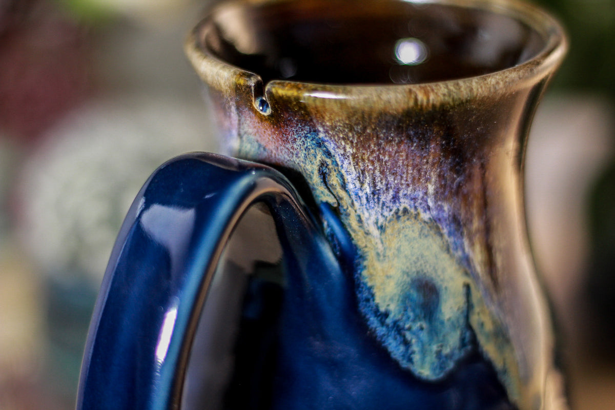 08-D Electric Wave Flared Notched Mug - TOP SHELF, 14 oz