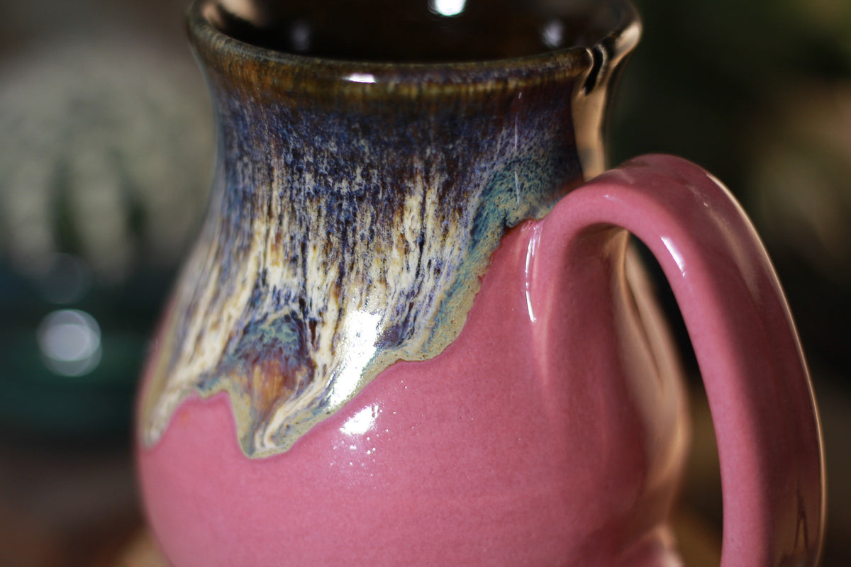 10-D Electric Wave Barely Flared Notched Mug, 14 oz