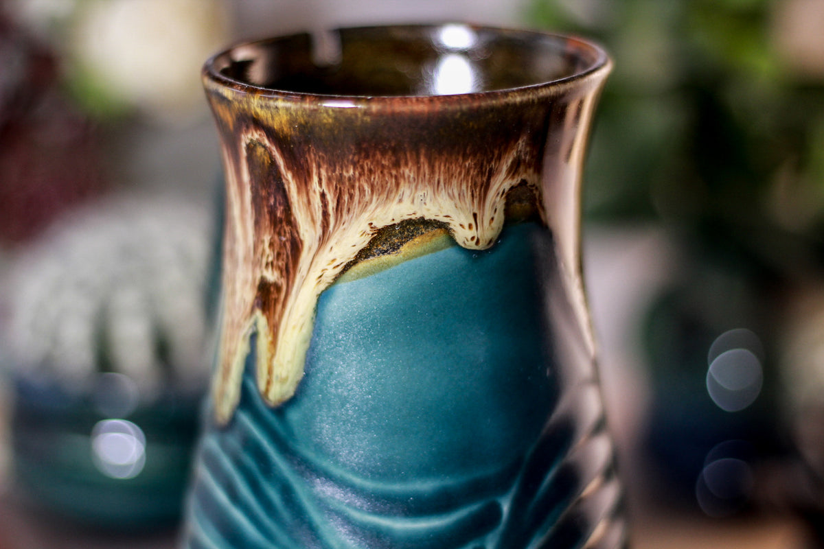 25-C Molten Electric Falls Barely Flared Notched Mug, 16 oz.