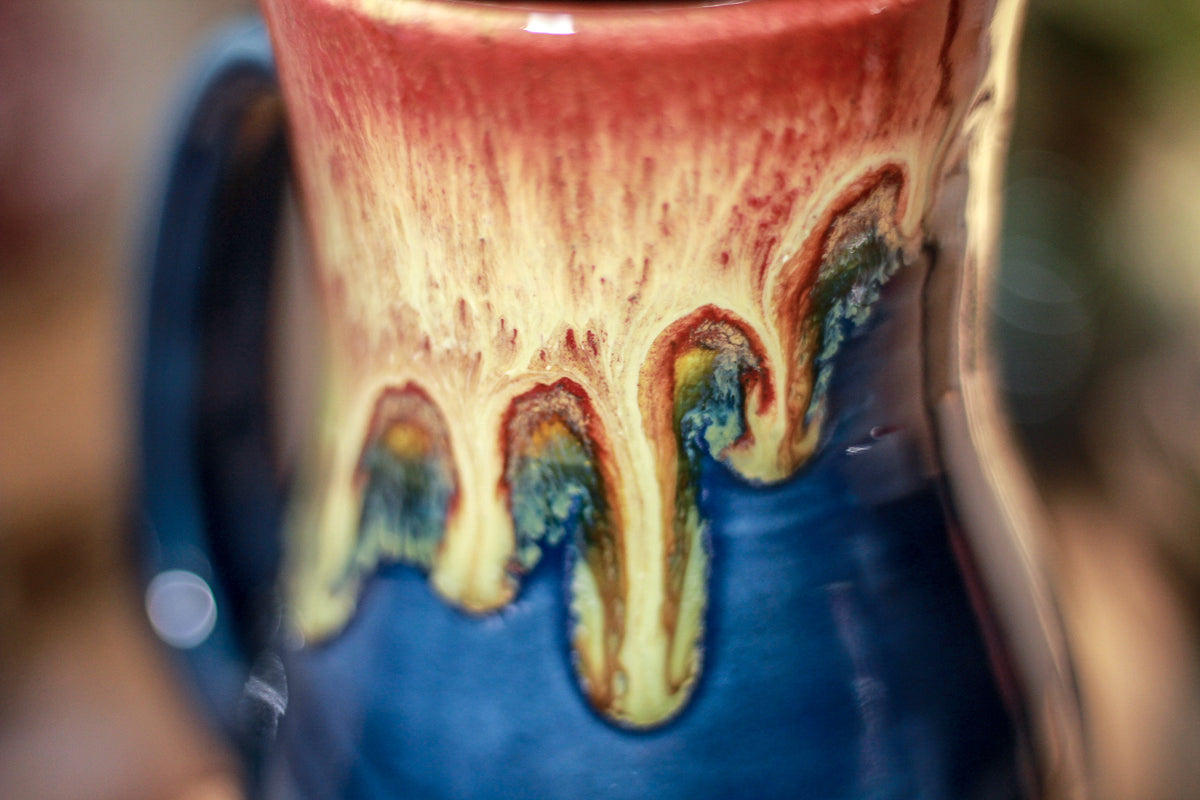 38-C Lava Falls Barely Flared Notched Mug, 14 oz