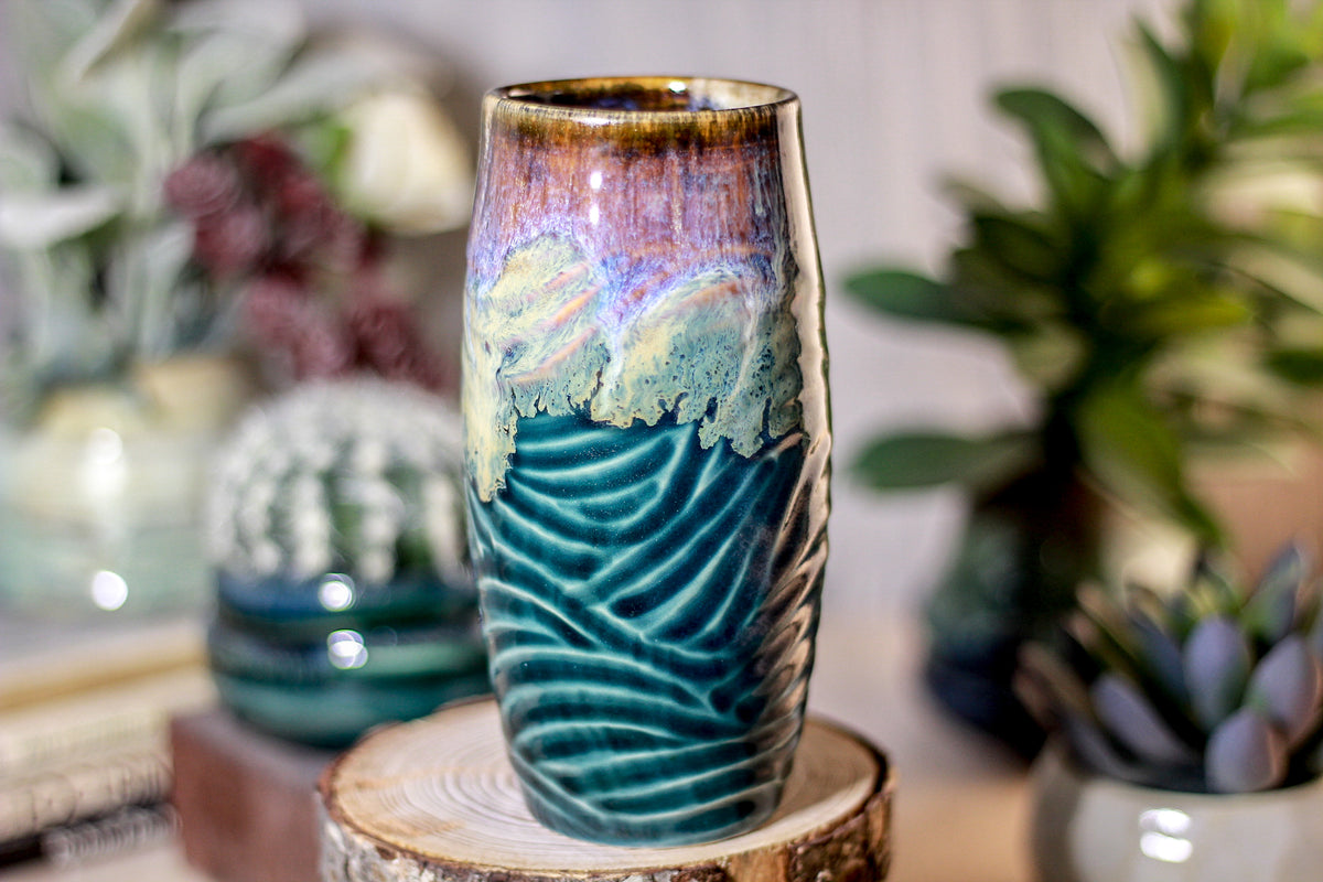 06-D Electric Wave Textured Cup, 12 oz