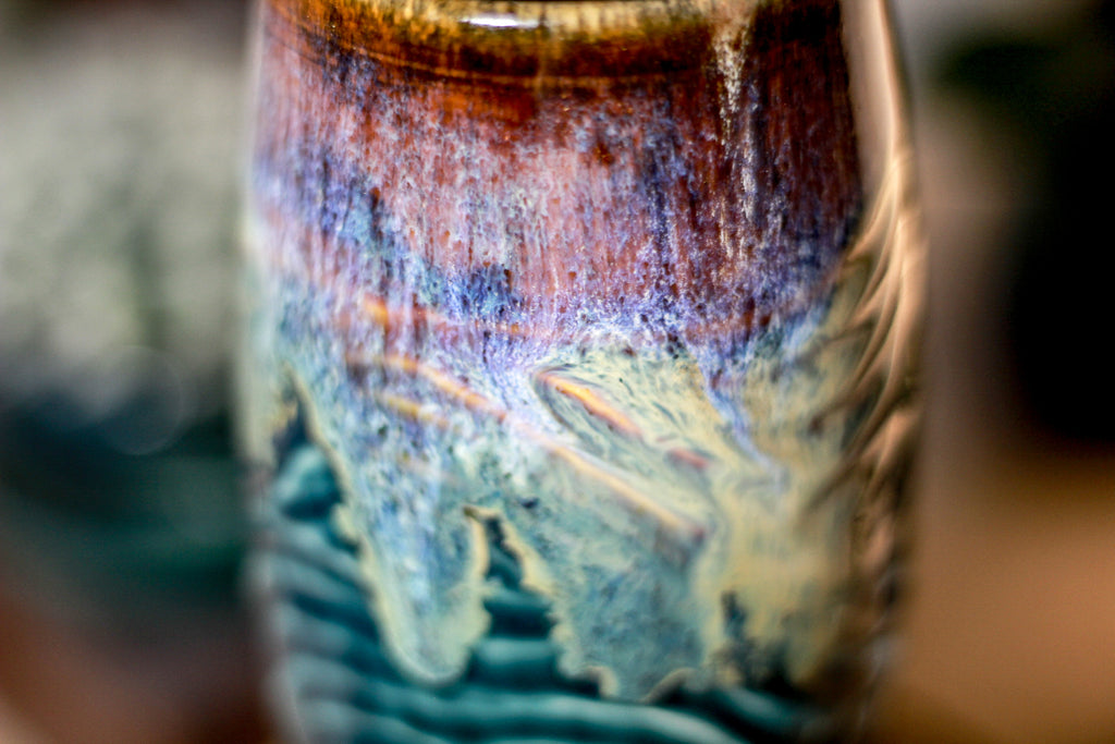 06-D Electric Wave Textured Cup, 12 oz