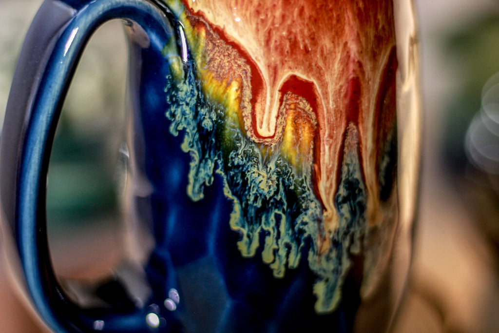 21-C Lava Falls Notched Crystal Mug, 12 oz