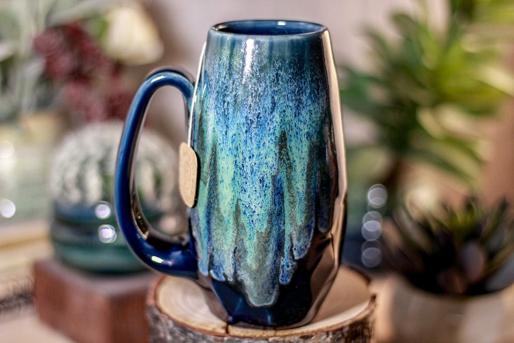 33-E Boreal Bliss Notched Crystal Mug, 13 oz.