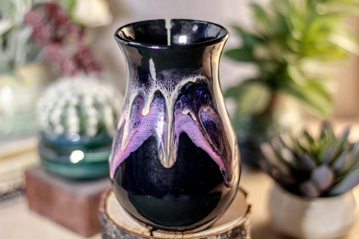 42-F Amethyst Grotto Barely Flared Notched Mug - MISFIT, 17 oz. - 5% off