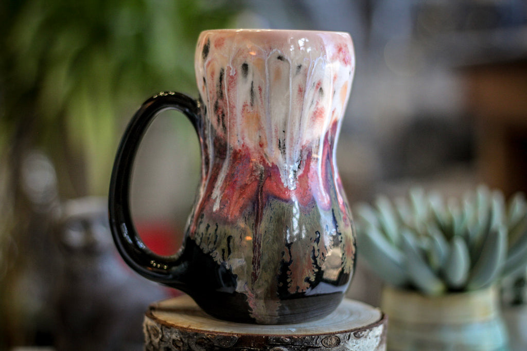 09-C Granny's Boudoir Gourd Mug, 17 oz.