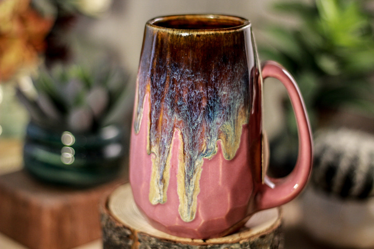 03-D Electric Wave Notched Crystal Mug, 14 oz