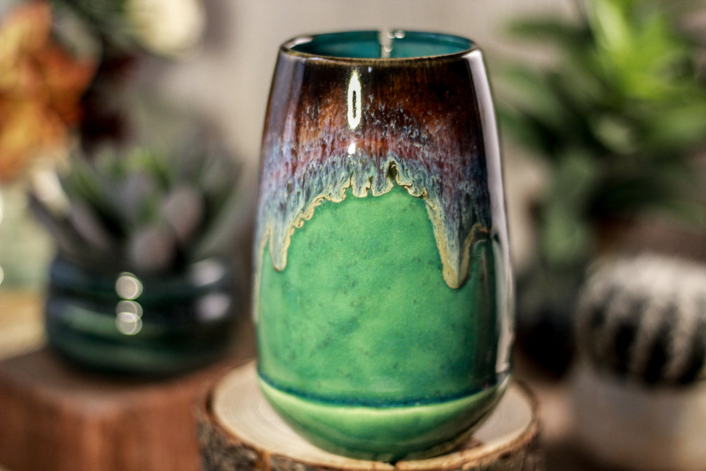 05-D Electric Wave Notched Acorn Mug, 14 oz