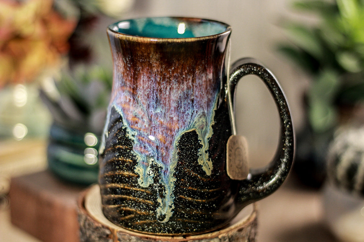 06-D Electric Wave Barely Flared Notched Textured Mug, 14 oz