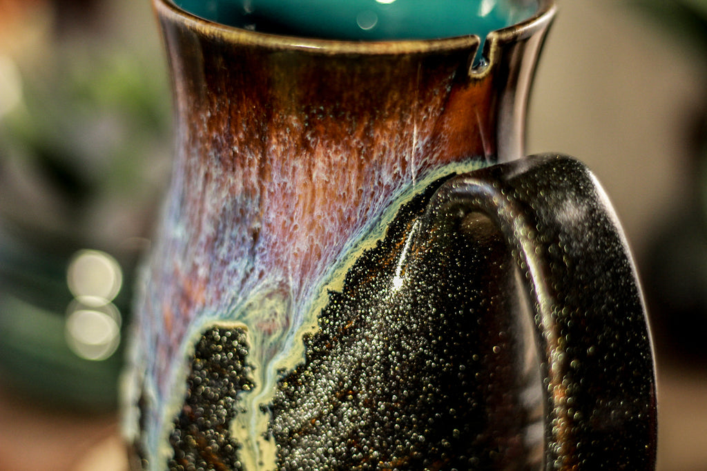 06-D Electric Wave Barely Flared Notched Textured Mug, 14 oz