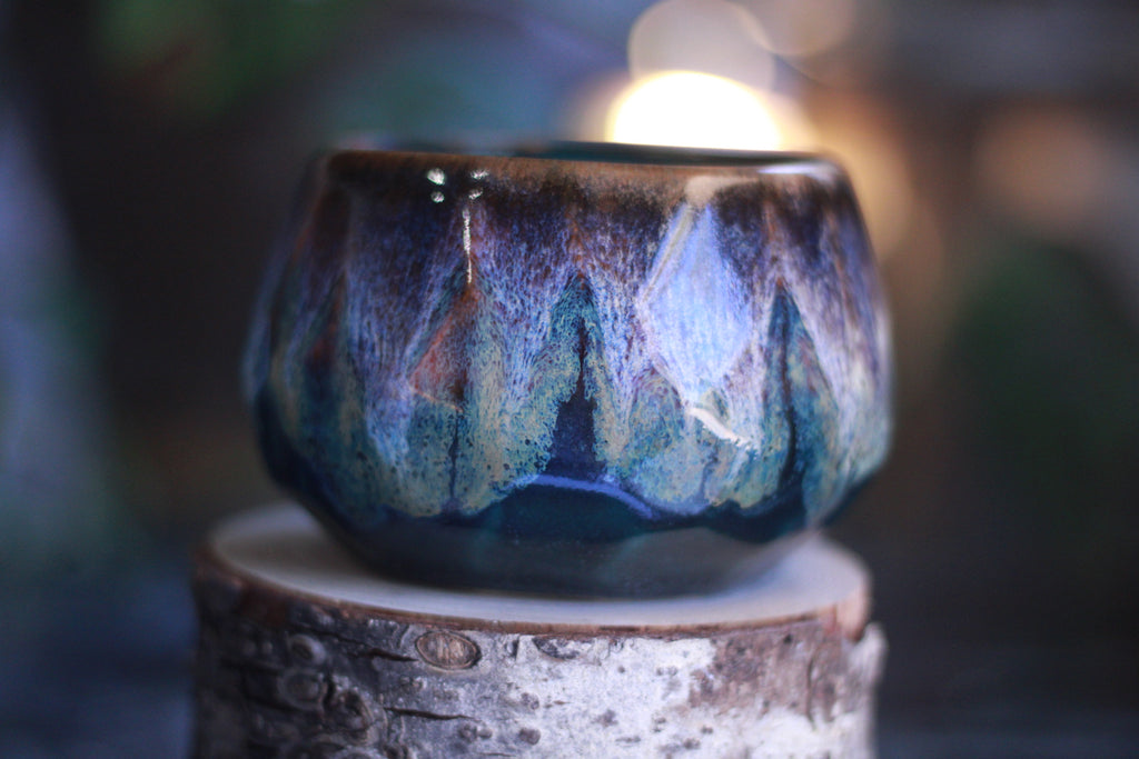 28-D Electric Wave Bowl, 12 oz.