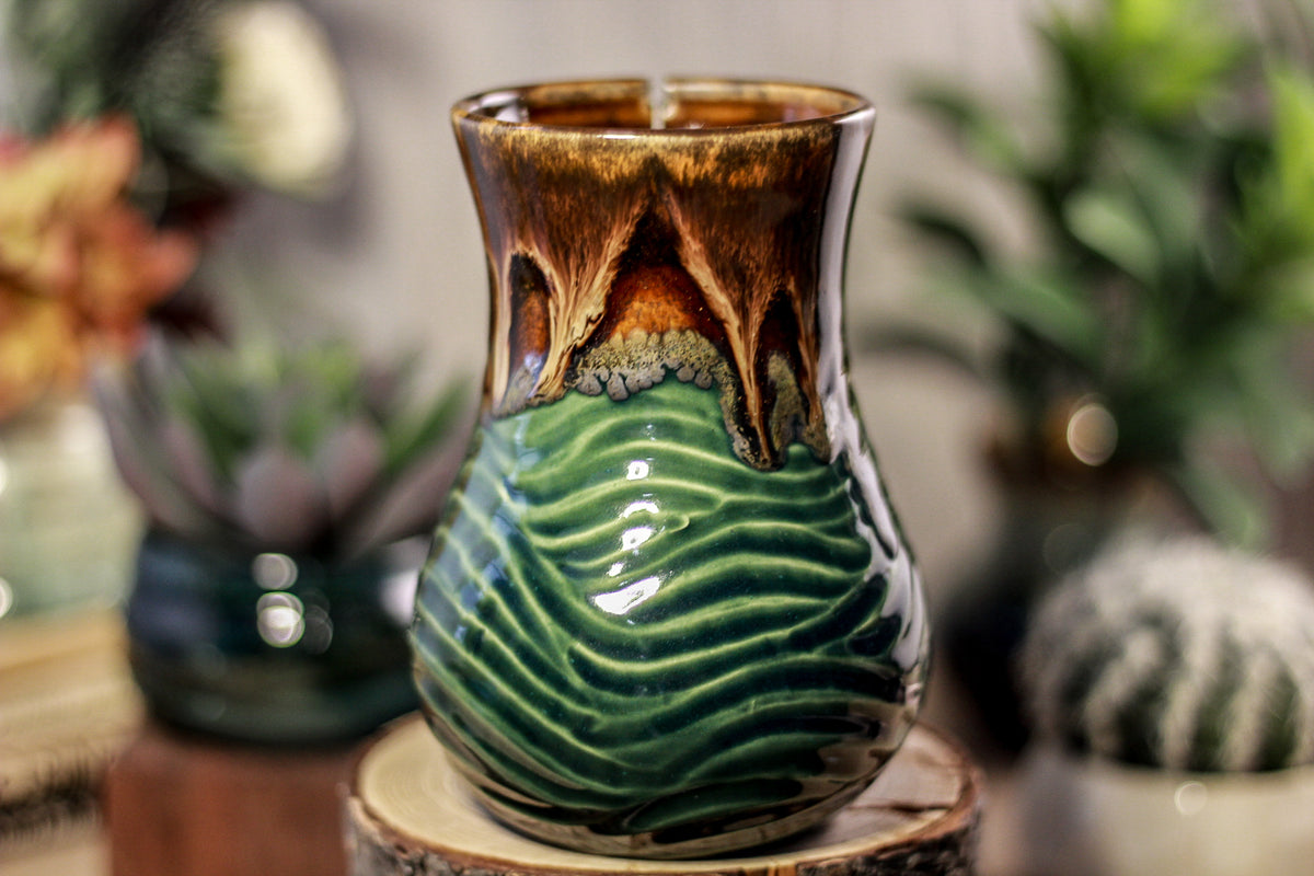 25-D Molten Falls Barely Flared Notched Textured Mug, 15 oz.