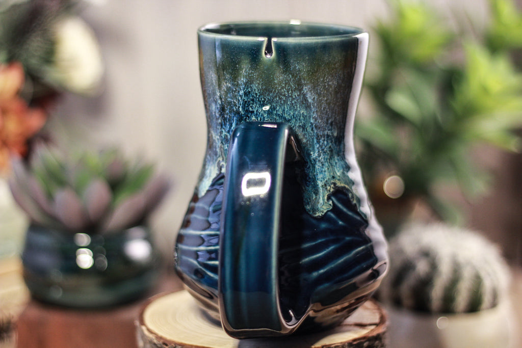37-E Astral Wave Flared Notched Textured Mug, 18 oz.