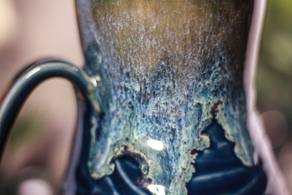 37-E Astral Wave Flared Notched Textured Mug, 18 oz.