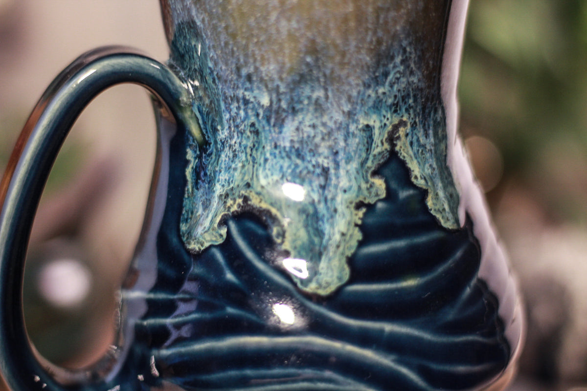 37-E Astral Wave Flared Notched Textured Mug, 18 oz.