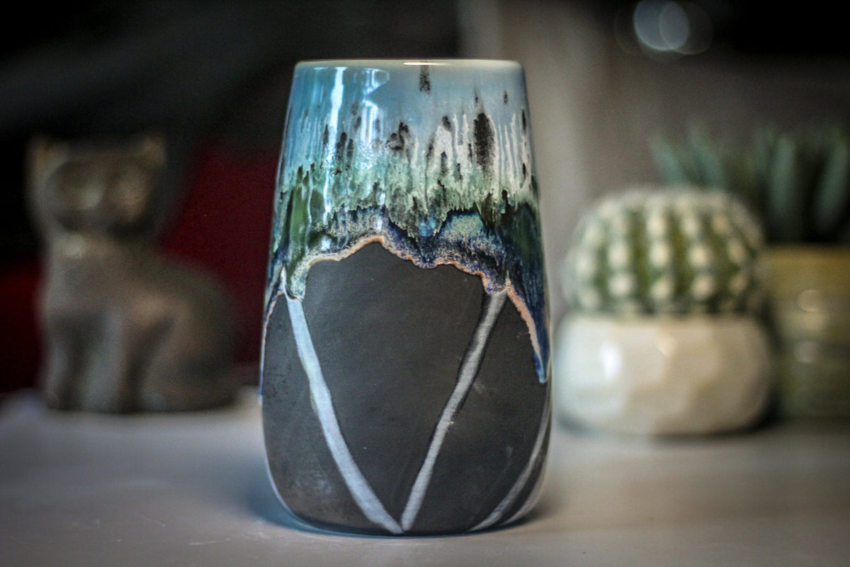 05-A Champlain Shale Mug, 20 oz.