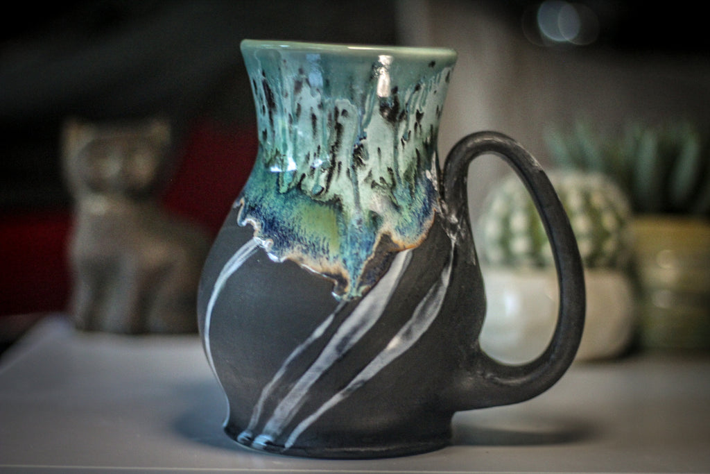 06-A Champlain Shale Flared Mug - MISFIT, 27 oz. - 10% off