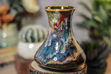 Load image into Gallery viewer, 07-P Vase, 10 oz.