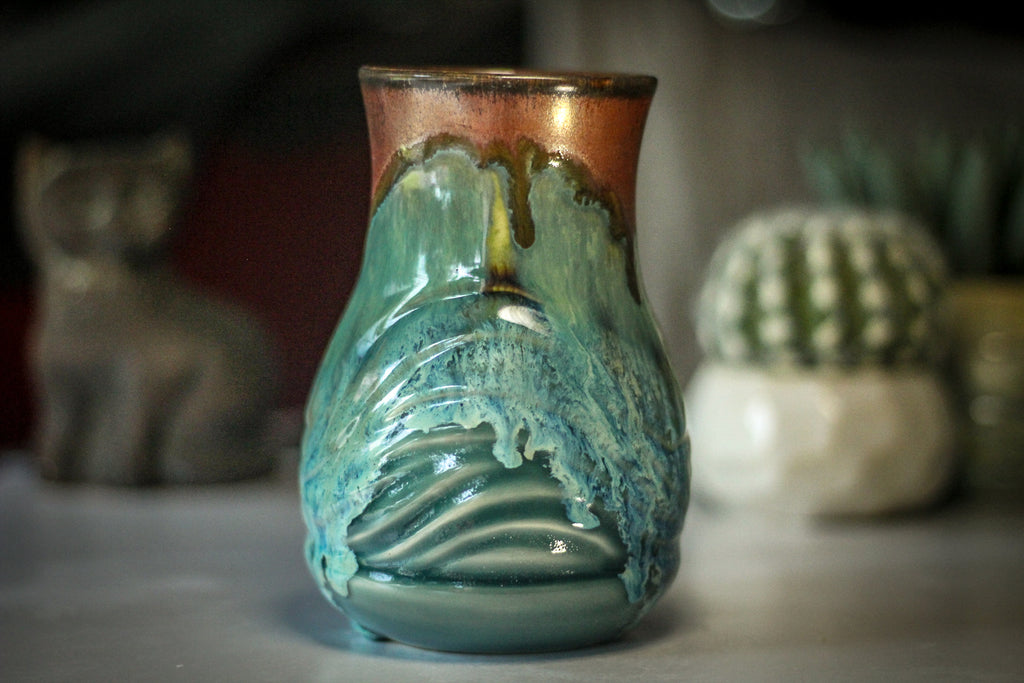 29-B Copper Agate Barely Flared Textured Acorn Mug - MISFIT, 18 oz. - 35% off