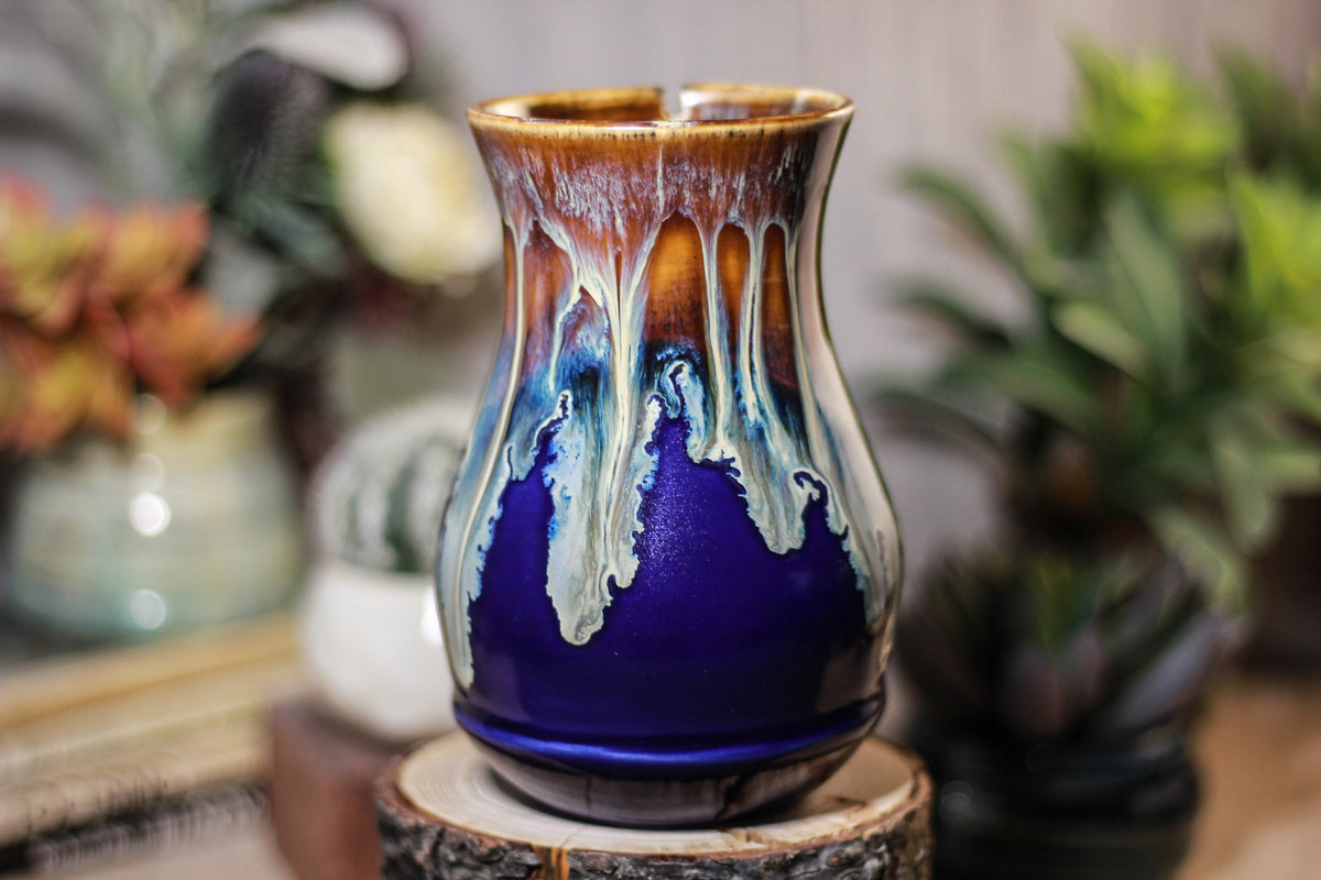 07-D New Wave Barely Flared Notched Acorn Mug TOP SHELF +, 18 oz.