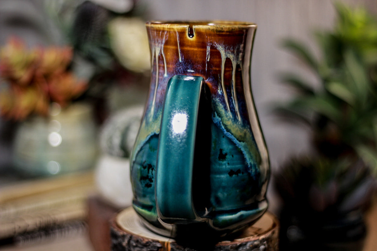09-C New Wave Barely Flared Notched Acorn Mug TOP SHELF, 17 oz.