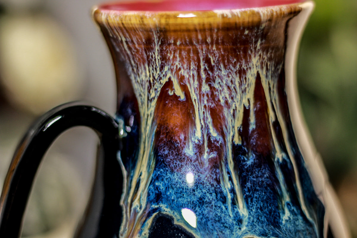 10-D New Wave Barely Flared Notched Mug - TOP SHELF, 21 oz.