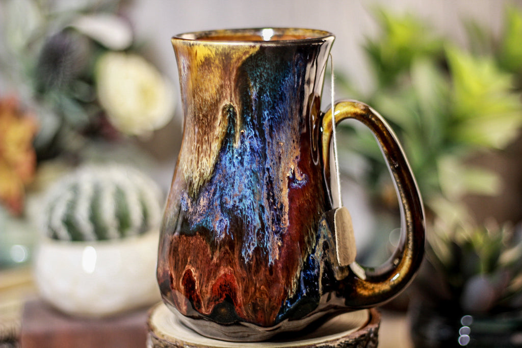 41-B Rainbow Grotto Barely Flared Notched Crystal Mug, 17 oz