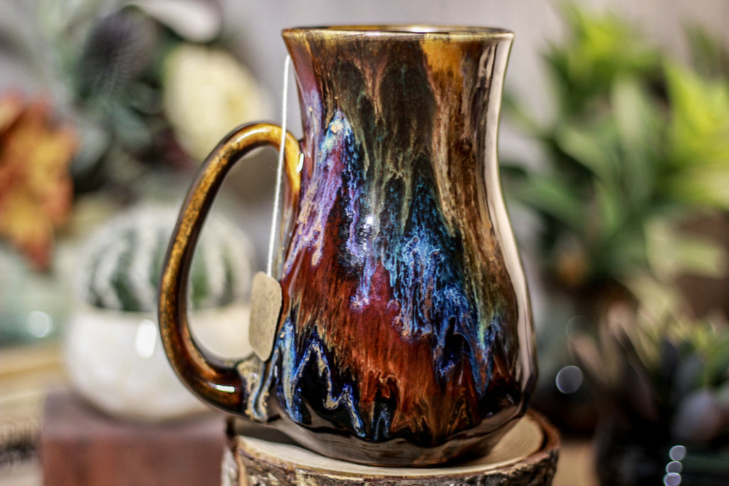 41-B Rainbow Grotto Barely Flared Notched Crystal Mug, 17 oz