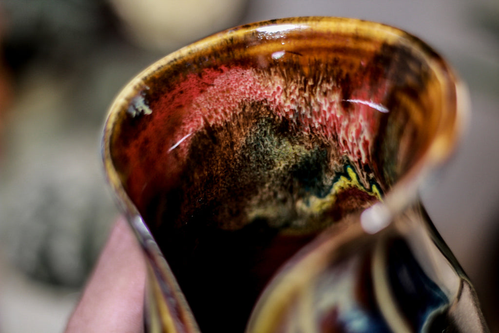 03-P New Wave/Rainbow Grotto Vase