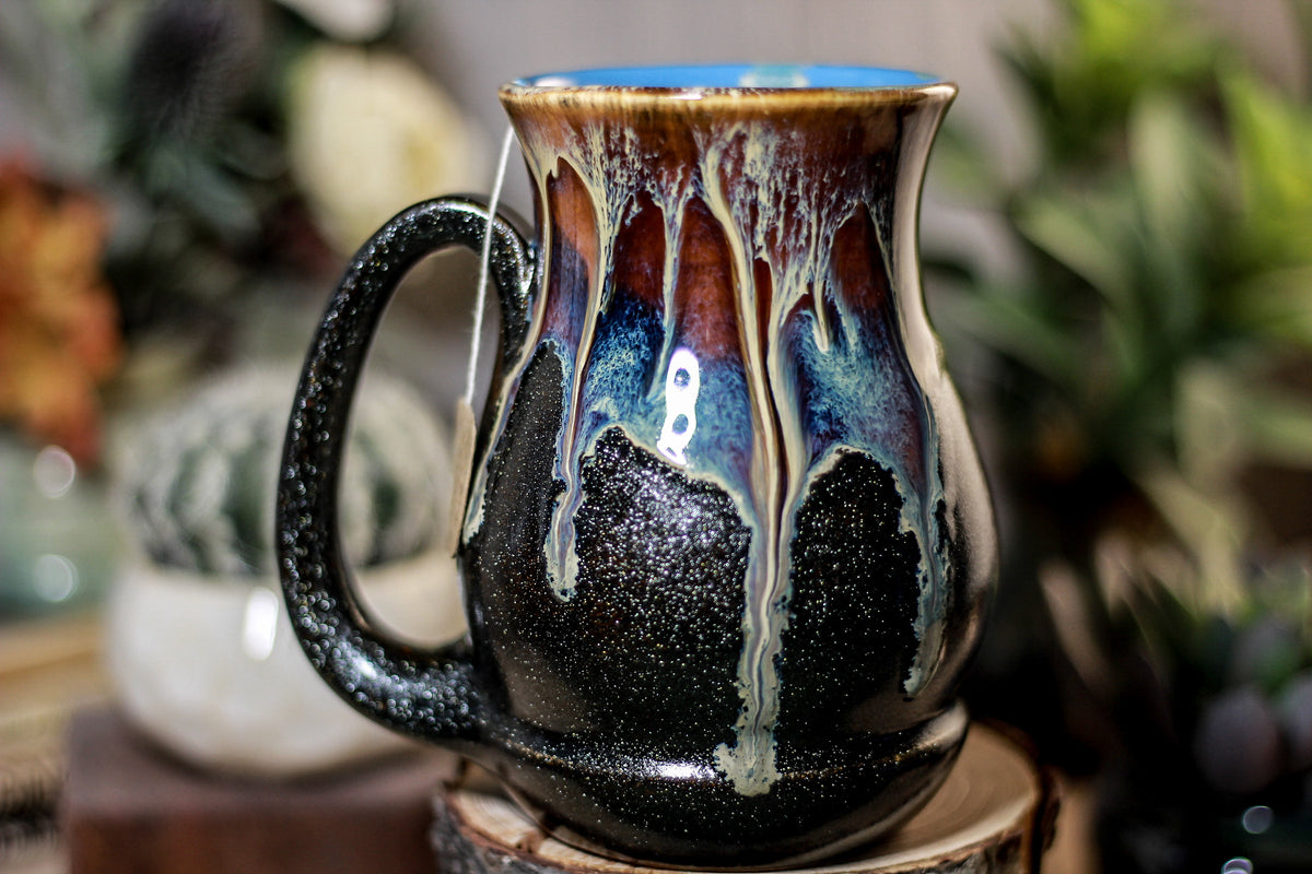 17-D New Wave Barely Flared Notched Acorn Mug - TOP SHELF, 19 oz.