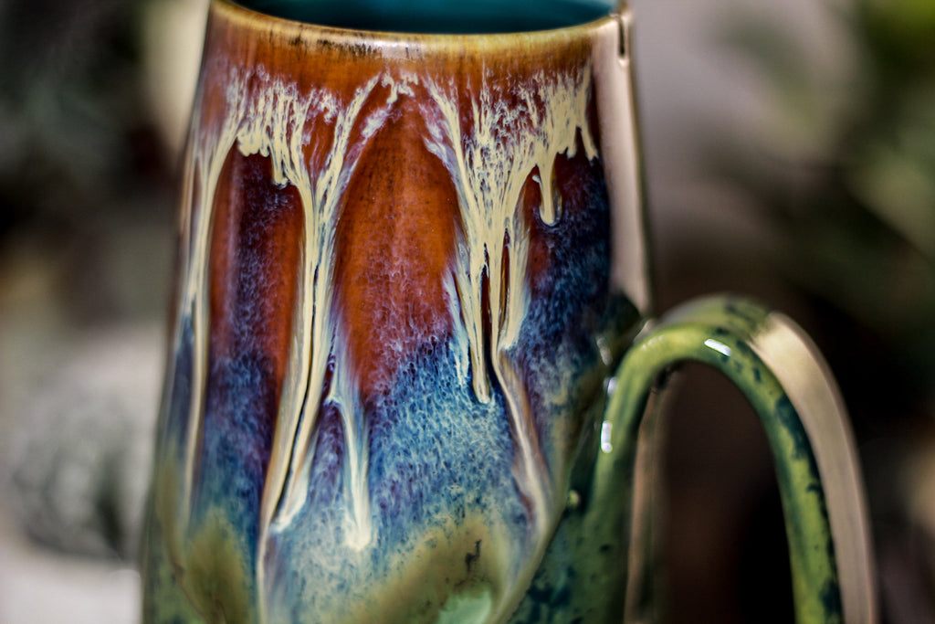 19-D New Wave Notched Mug, 23 oz.