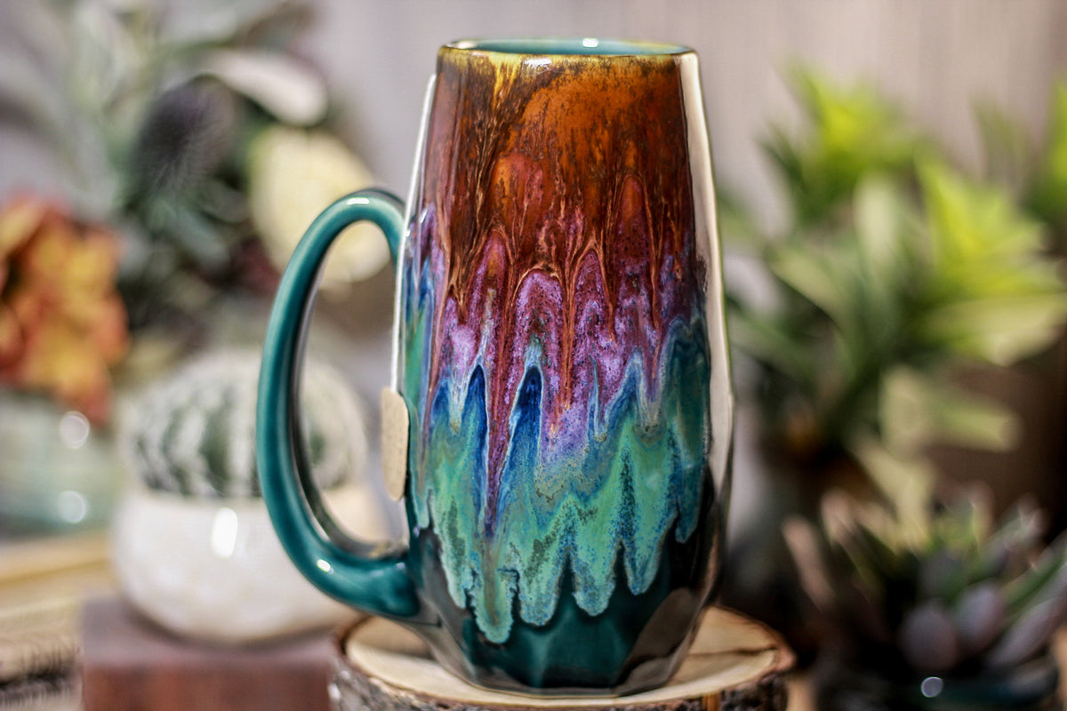 28-B Magenta Haze Notched Crystal Mug, 20 oz.